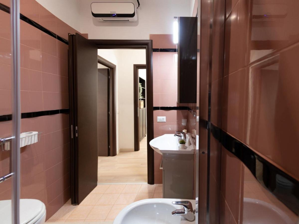 The Best Rent - Spacious Apartment Near Roma Termini Station Exteriör bild