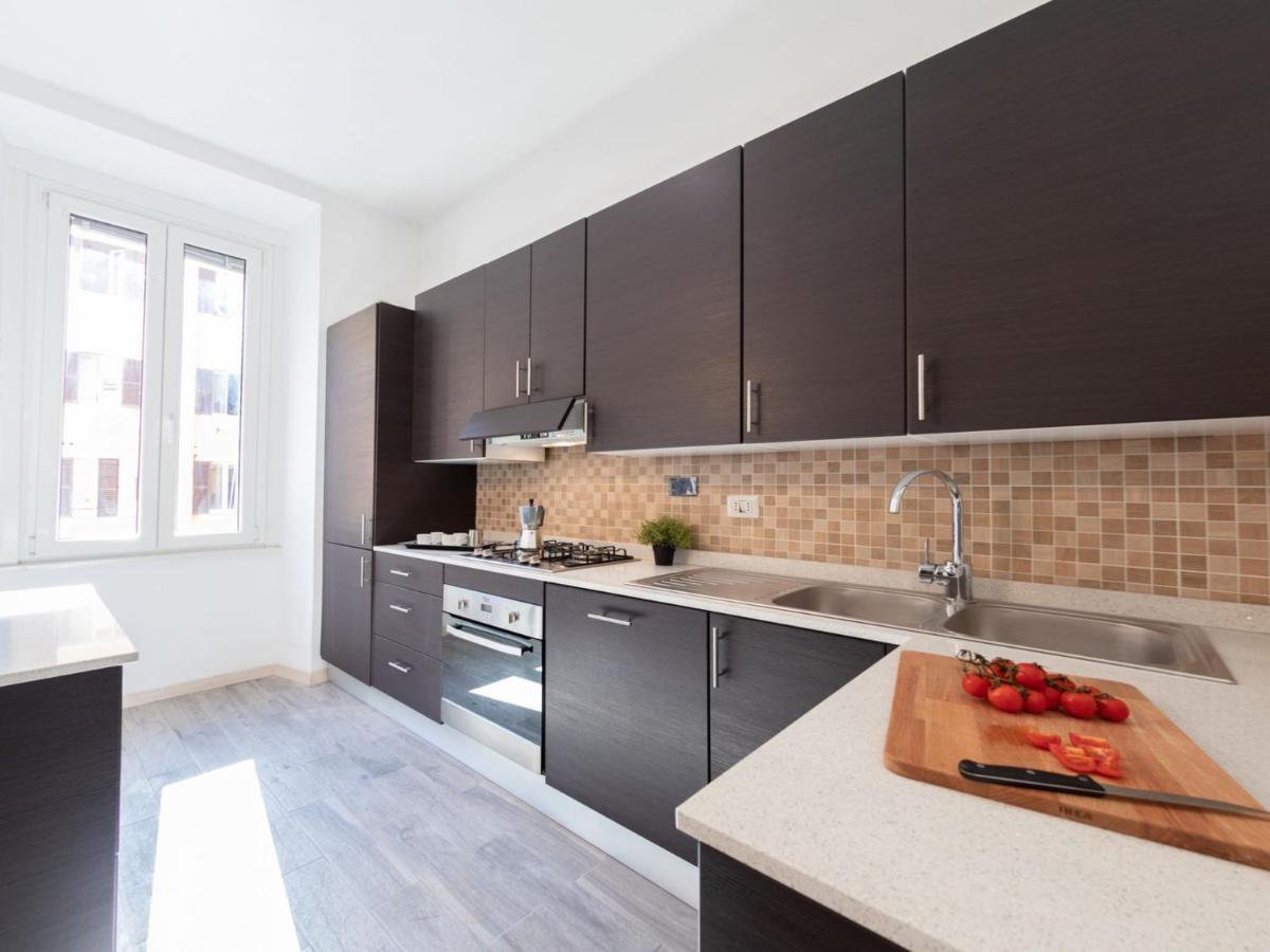 The Best Rent - Spacious Apartment Near Roma Termini Station Exteriör bild