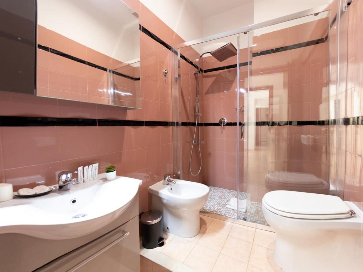 The Best Rent - Spacious Apartment Near Roma Termini Station Exteriör bild